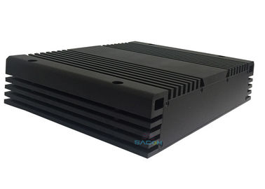 30dBm 85dB Répéteur de signal mobile CDMA 850Mhz Couverture 3500m2 Faible consommation d'énergie
